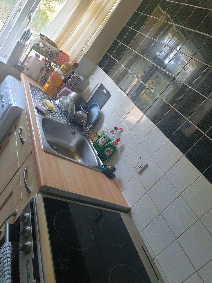 Splendid 4Bedrooms Shared Home Манчестер Екстер'єр фото